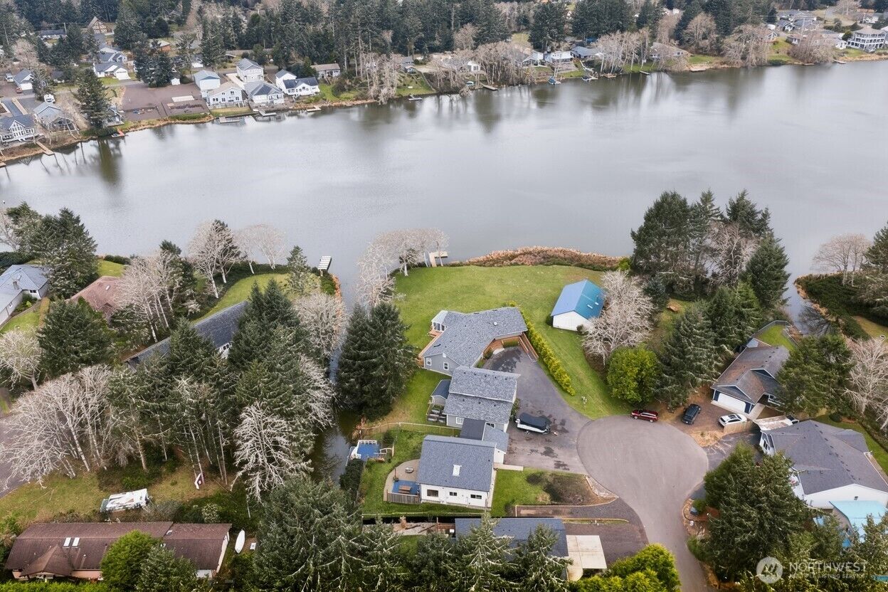 Property Photo: 737 Dover Court SE WA 98569