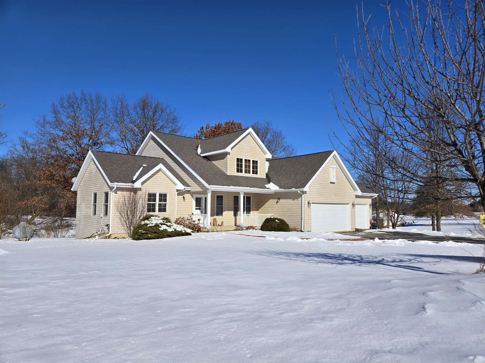 Property Photo:  12A42 Taft Court  IL 61001 