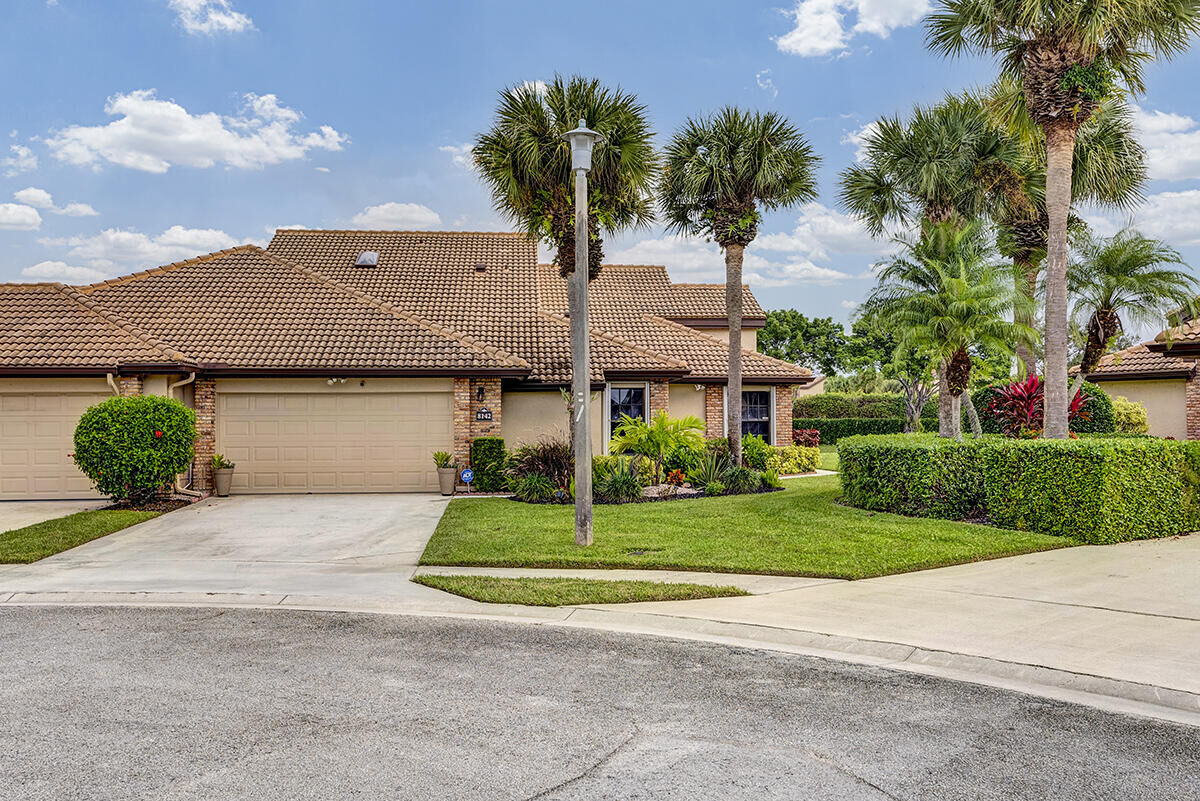 Property Photo:  8142 Mimosa Place  FL 33472 