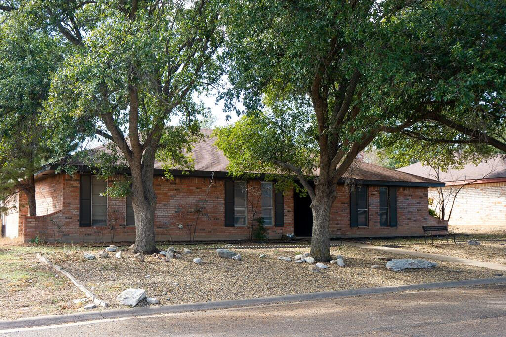 Property Photo:  3205 Sierra Drive  TX 76904 