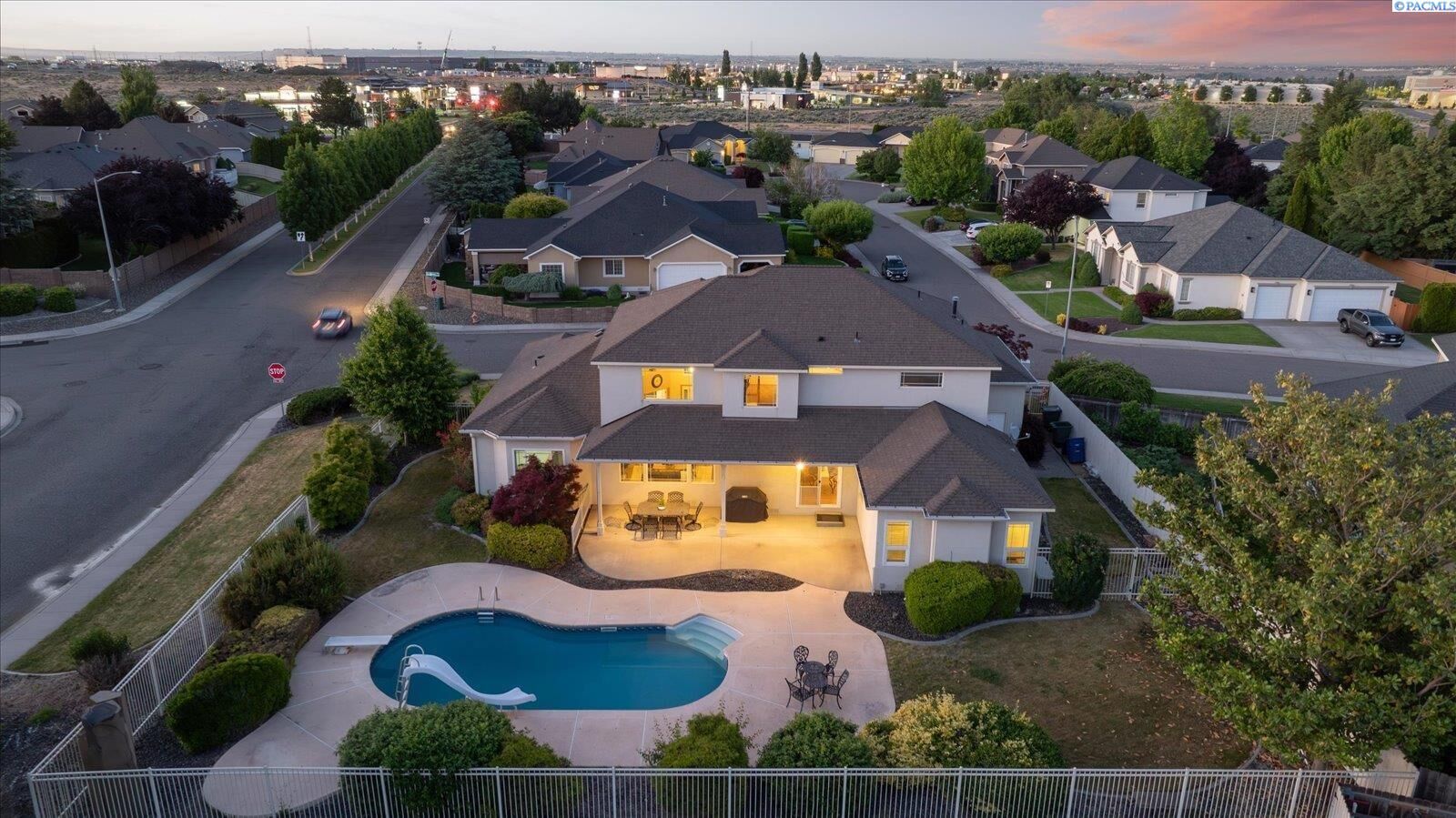 Property Photo:  3493 Hanstead St  WA 99352 