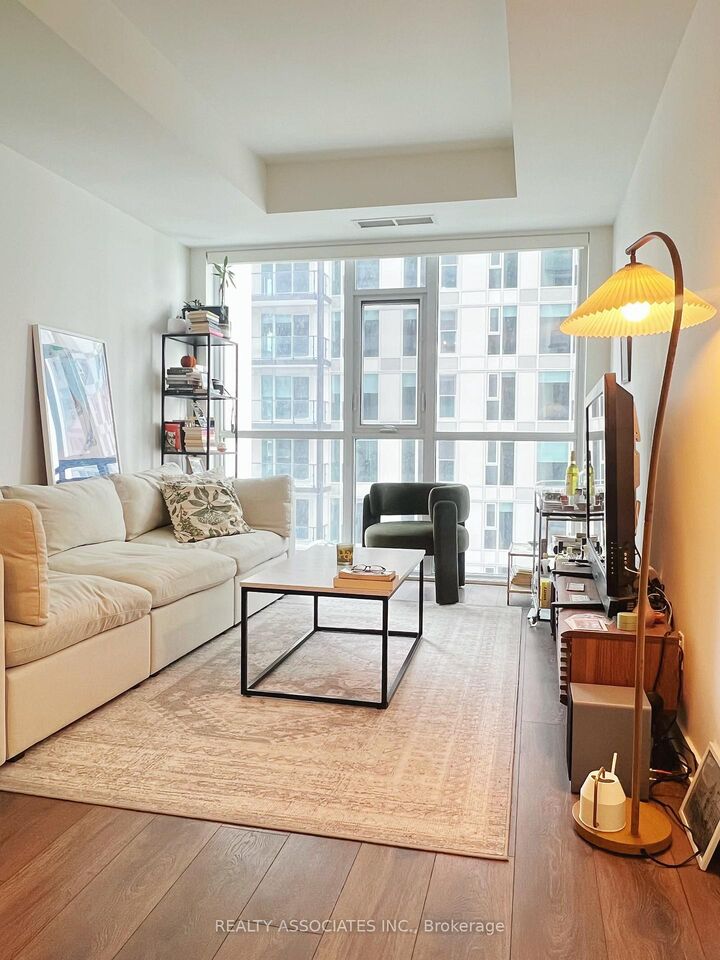 Property Photo: 50 Ordnance Street 2204 ON M6K 0C9
