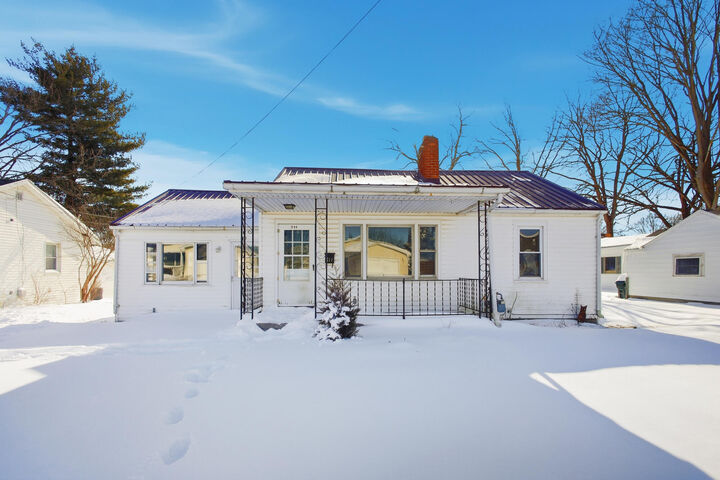 Property Photo:  711 W Light Street  OH 43078 