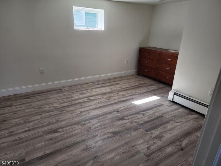 Property Photo: 7 Lindsley Rd NJ 07424