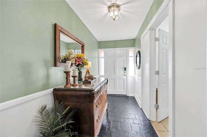 Property Photo:  216 Shelley Drive  FL 33884 