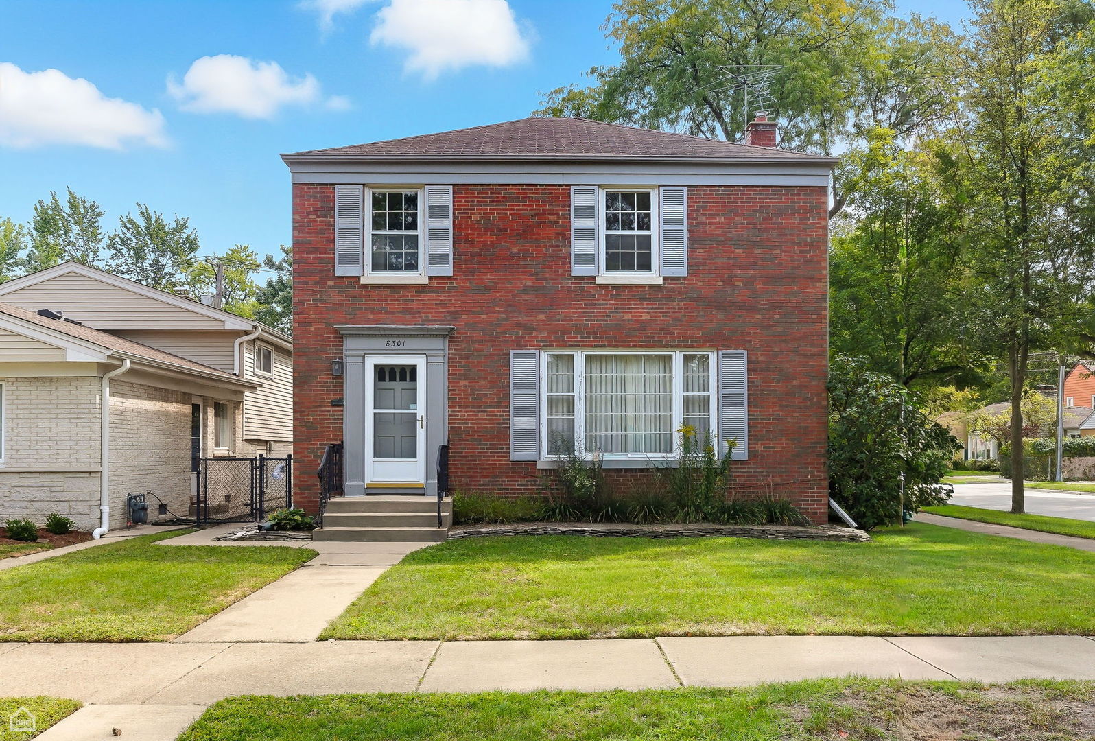 Property Photo: 8301 Karlov Avenue IL 60076
