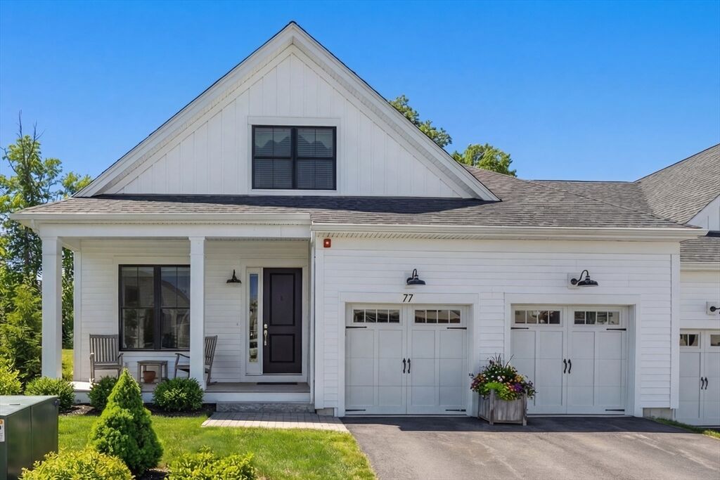Property Photo:  77 Wheeler Dr 77  MA 01719 