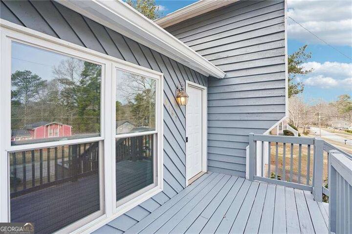 Property Photo:  5167 Dekalb Way  GA 30087 