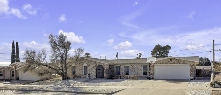 Property Photo:  3428 Montridge Court  TX 79904 