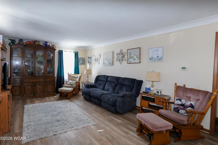 Property Photo:  724 Edith Avenue  OH 45840 