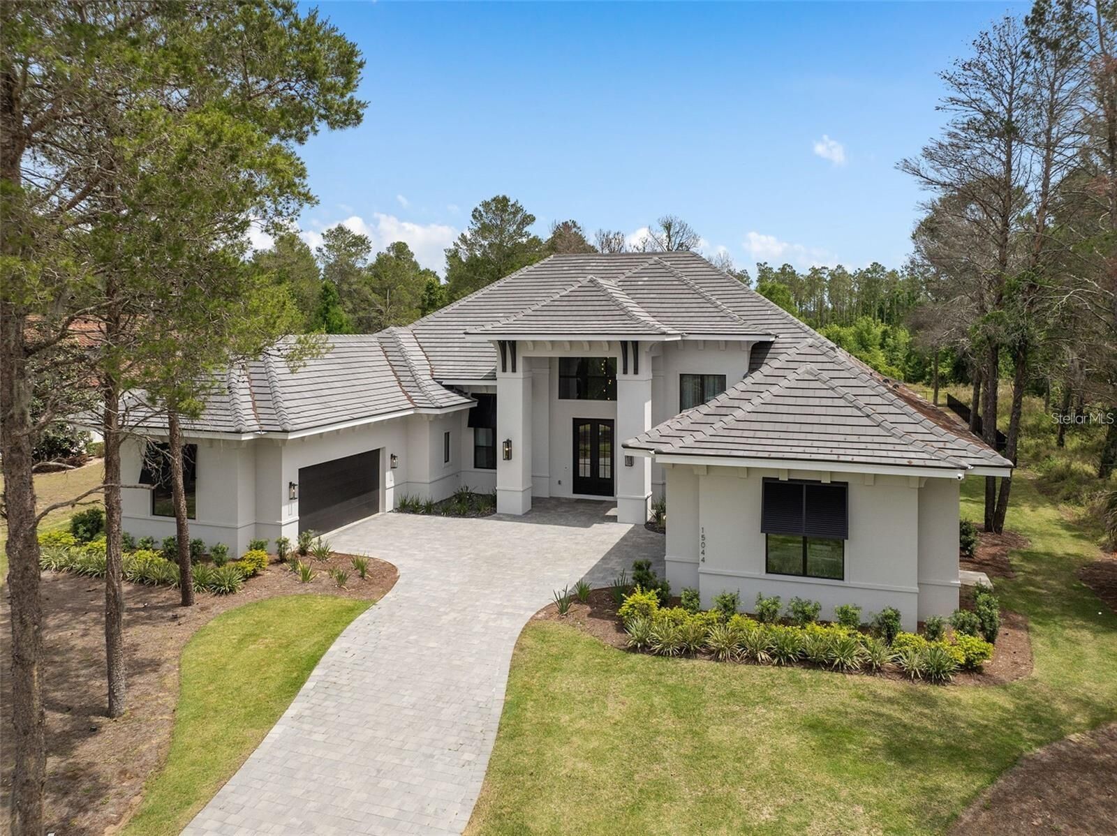 Property Photo:  15044 Pendio Drive  FL 34756 