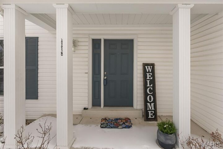 Property Photo:  1118 Saddlebrook Court  MO 63304 