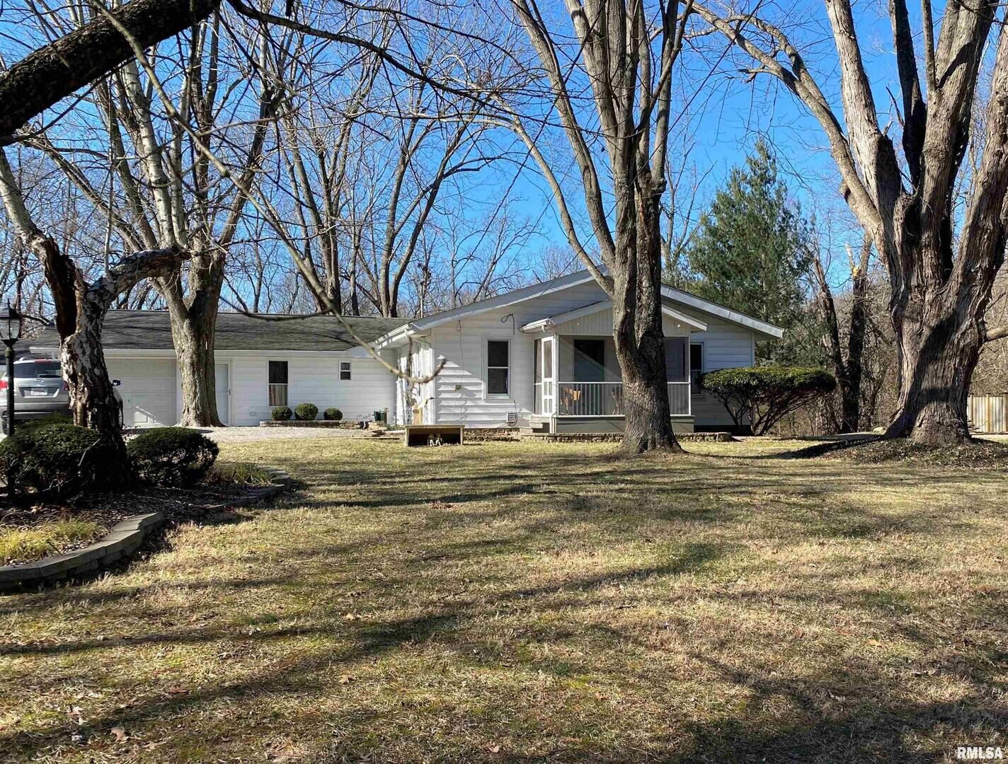 Property Photo:  33 Wolf Hill Road  IL 62966 