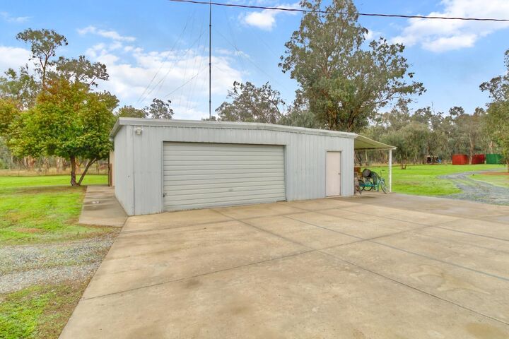 Property Photo:  13435 Bennett Road  CA 95638 