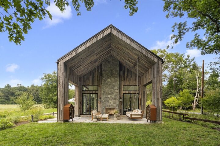 Property Photo:  8 Silver Hill  MA 01773 