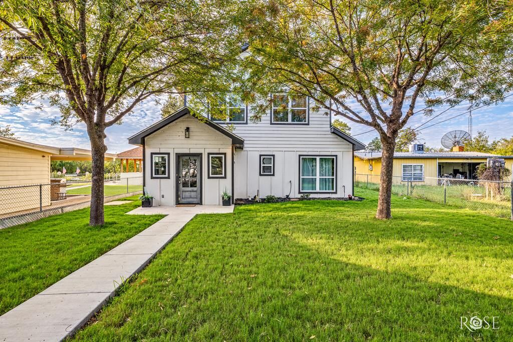 Property Photo:  1706 Shad Rd  TX 76904 