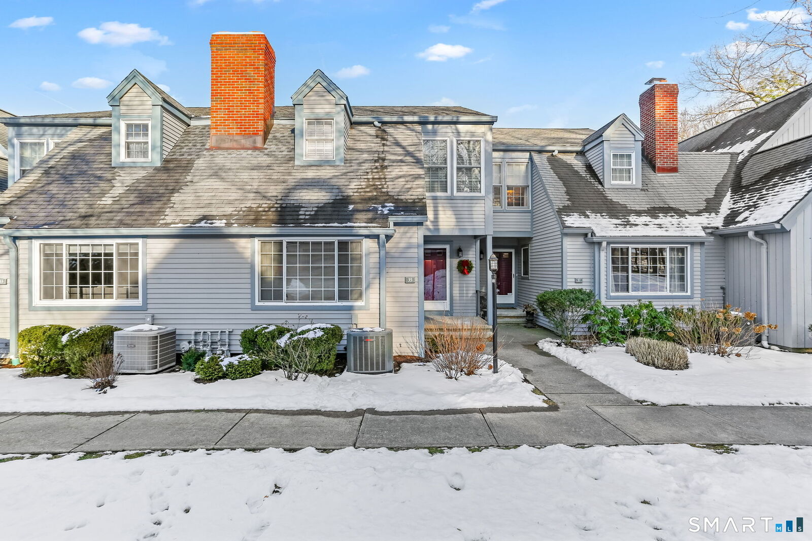 Property Photo:  35 Balmaha Court 35  CT 06825 