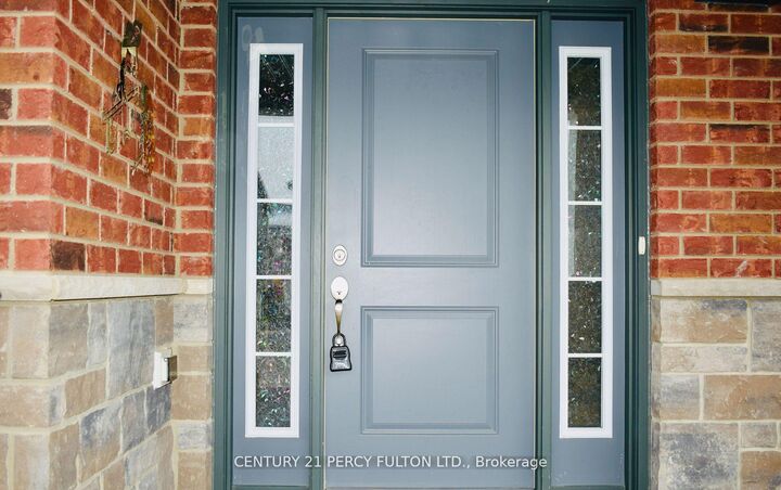 Property Photo:  36 Robertson Drive  ON N5A 0J5 