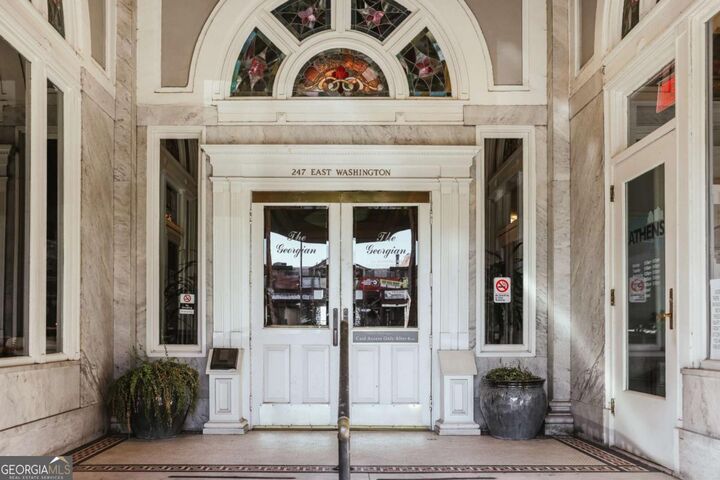 Property Photo:  247 Washington Street 302  GA 30601 
