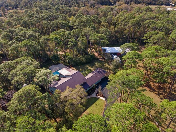 Property Photo: 6950 El Dorado Drive FL 34240