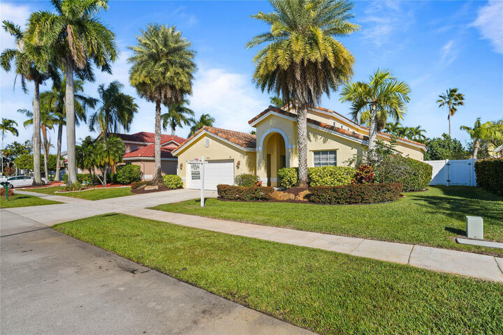 Property Photo:  955 NW 202nd Avenue  FL 33029 