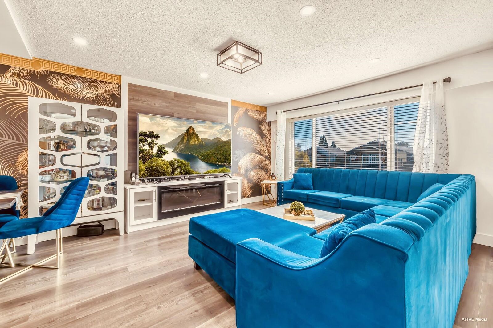 Property Photo:  2521 Wilding Crescent  BC V2Y 1C8 