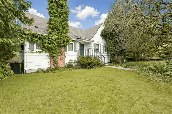 Property Photo: 6809 Arbutus Street BC V6P 5S6