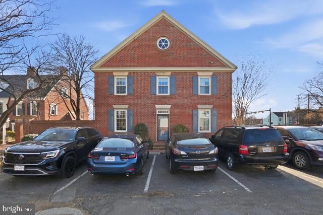 Property Photo:  657 S Columbus Street S  VA 22314 