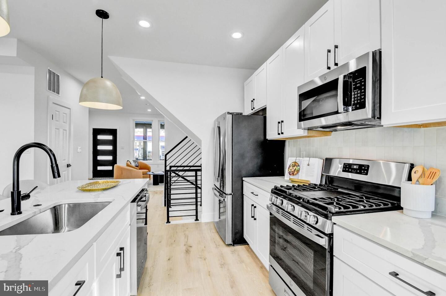 Property Photo: 517 Florida Avenue NE DC 20002