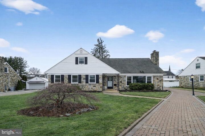 Property Photo:  208 N Morgan Avenue  PA 19083 