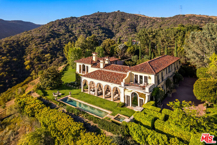 Property Photo: 12721 Chalon Rd CA 90049