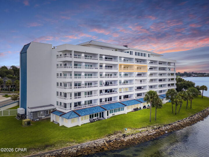 Property Photo:  100 Cherry Street 604  FL 32401 