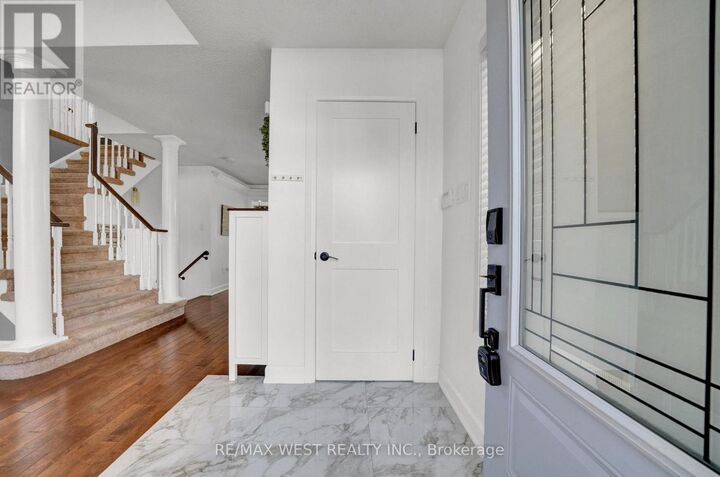 Property Photo:  1436 Bridgeport Street  ON L1K 2P5 