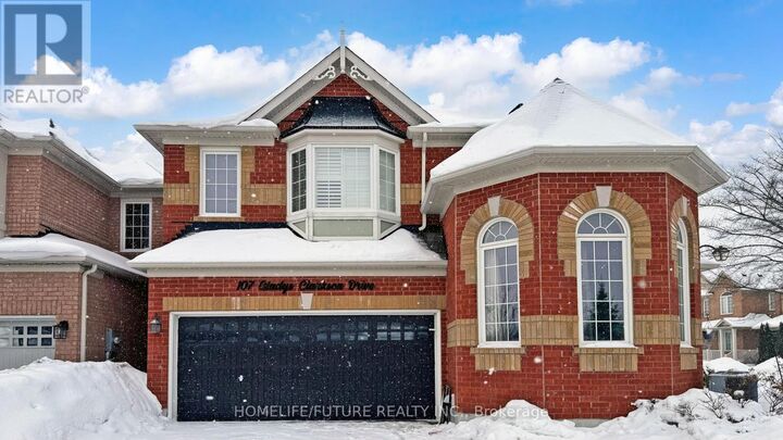 Property Photo: 107 Gladys Clarkson Drive ON L4A 0R3