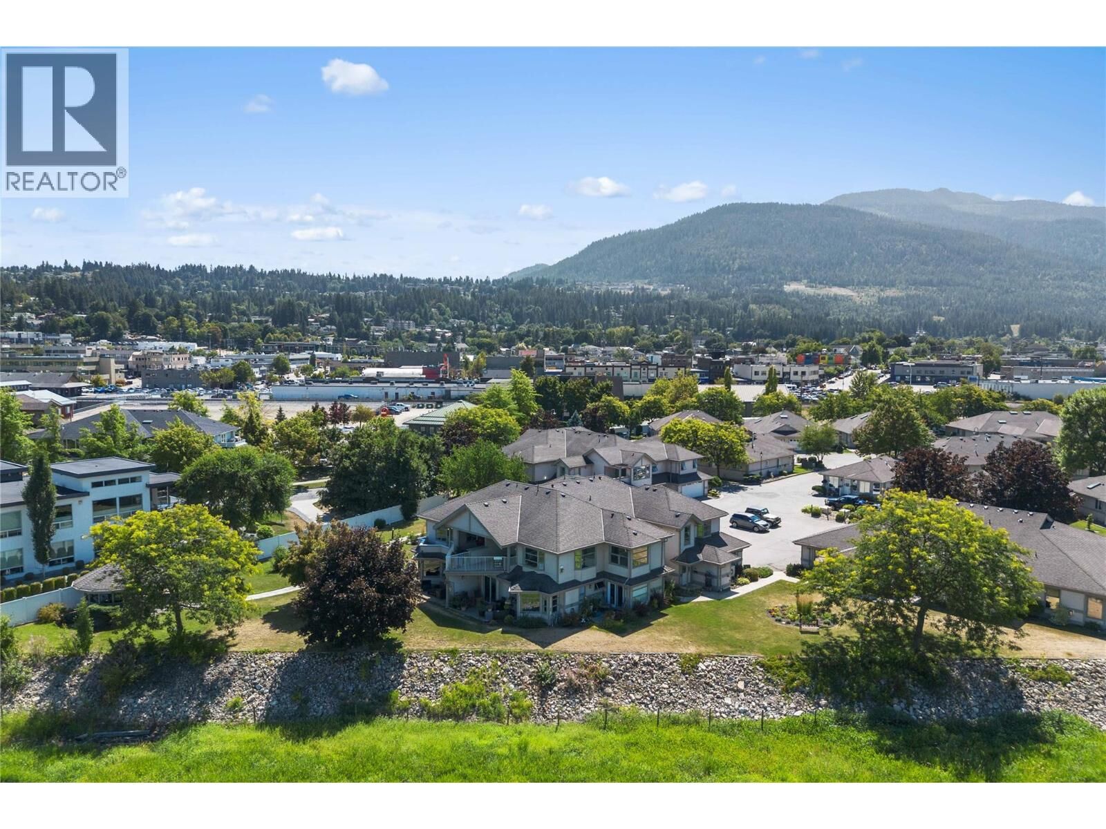 Property Photo:  111 Harbourfront Drive Northwest 2  BC V1E 1A3 