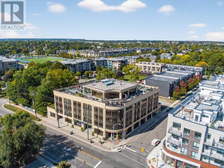 Property Photo:  205 Lakeshore Road West 410  ON L6K 0H8 