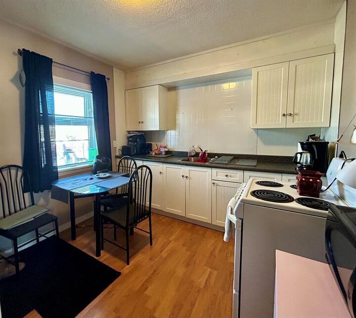 Property Photo:  481483 Main Street  MB R1A 2E9 