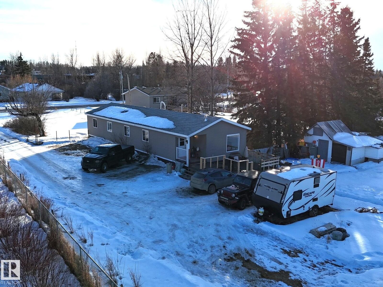 Property Photo:  4732 54 Avenue  AB T0E 2M0 