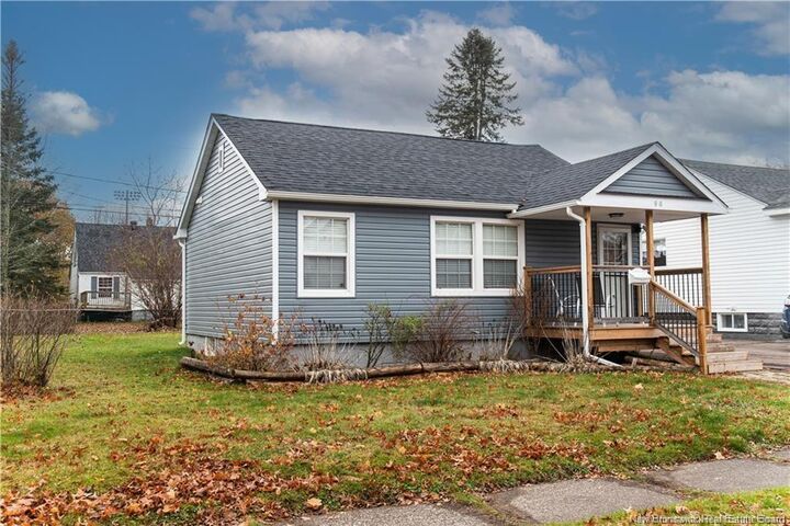 Property Photo:  96 Shirley Avenue  NB E1C 6N5 
