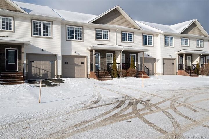 Property Photo:  38 Mia Circle  NB E3A 7N5 