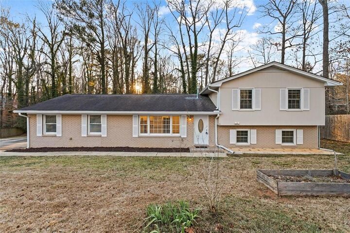 Property Photo:  1121 Neva Drive SW  GA 30060 