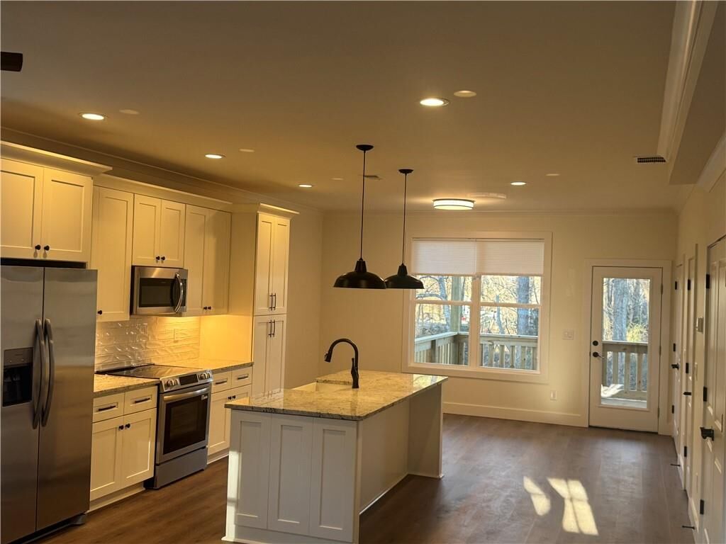 Property Photo:  114 McWhirter Place A  GA 30115 