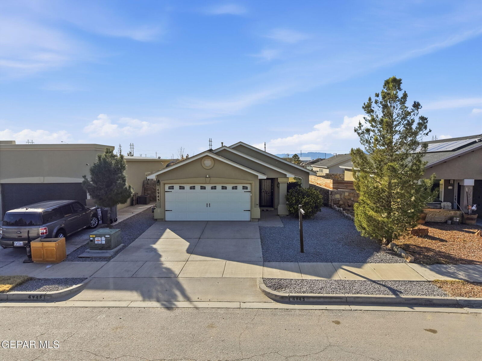 Property Photo:  4945 Vincent James Street  TX 79938 