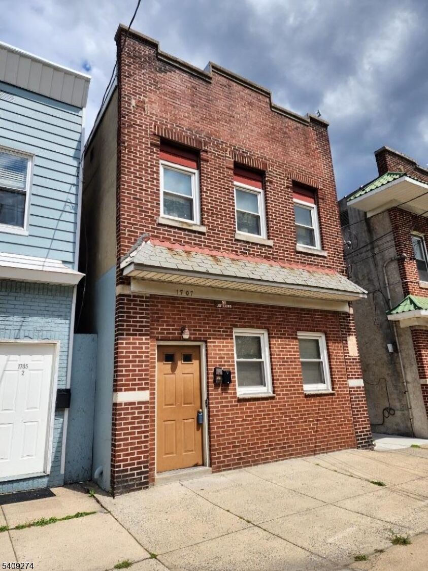 Property Photo:  1707 S Wood Ave  NJ 07036 