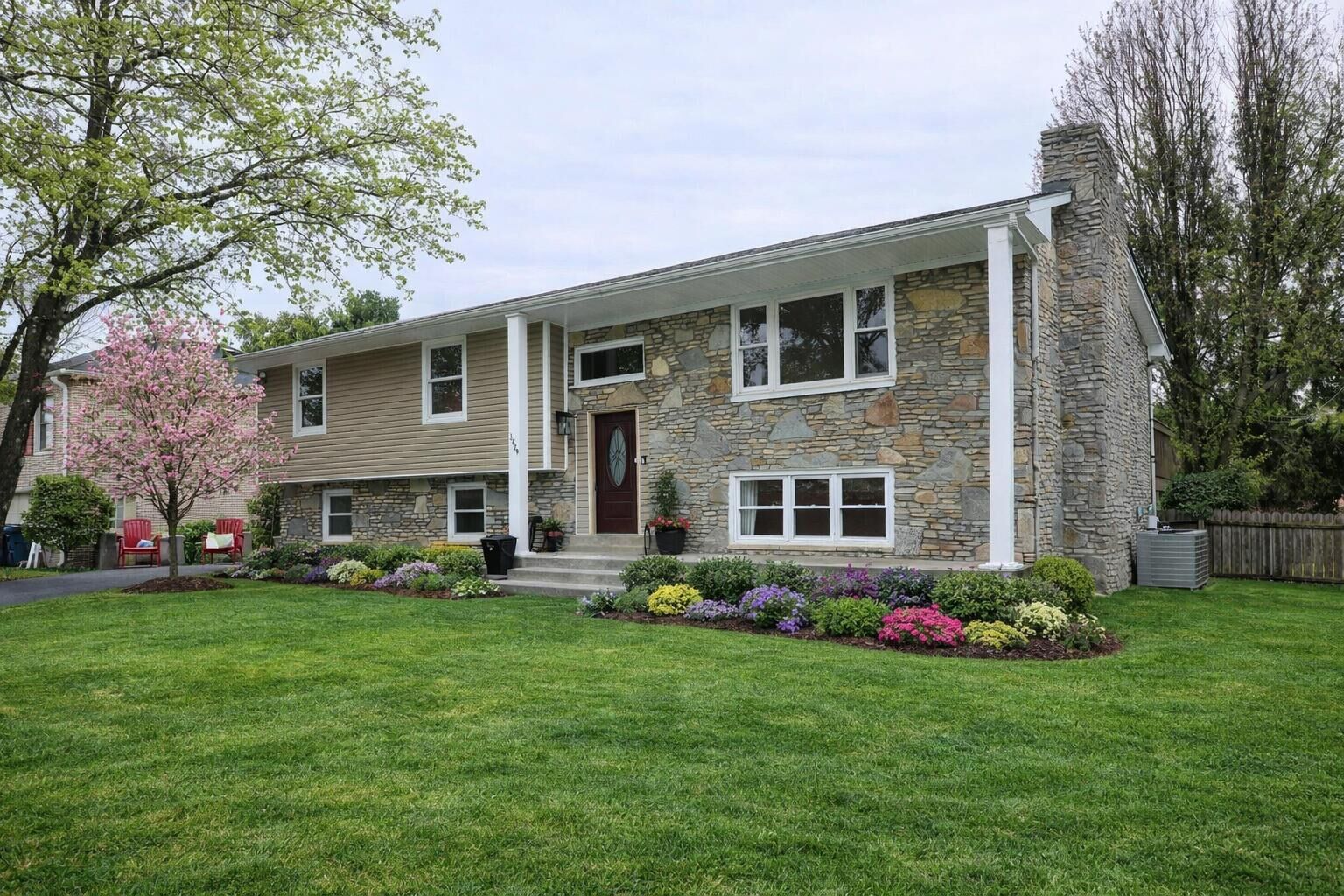 Property Photo:  3829 Gladman Way  KY 40514 