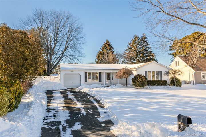 Property Photo: 18 Woodbrook Drive NY 11961