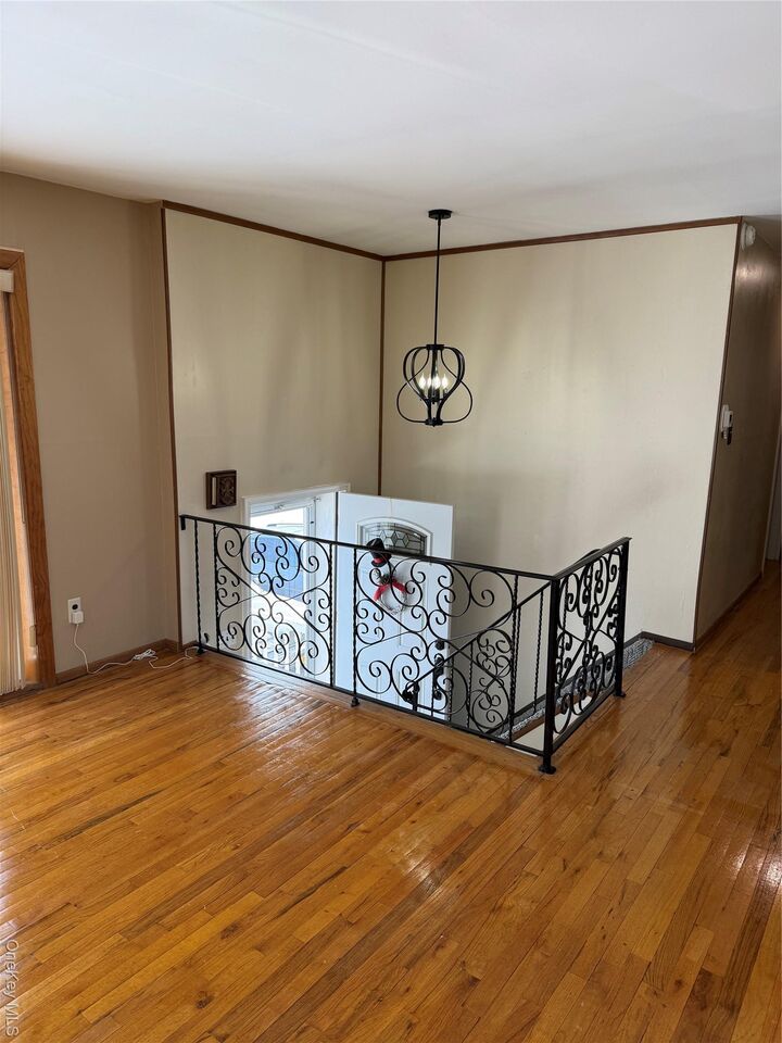 Property Photo:  192 E 5th Street  NY 11729 