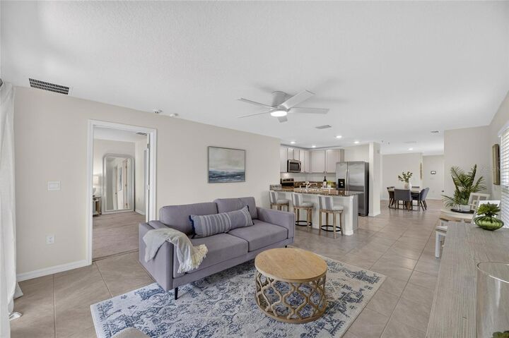 Property Photo:  16547 Mosaic Oar Drive  FL 33598 