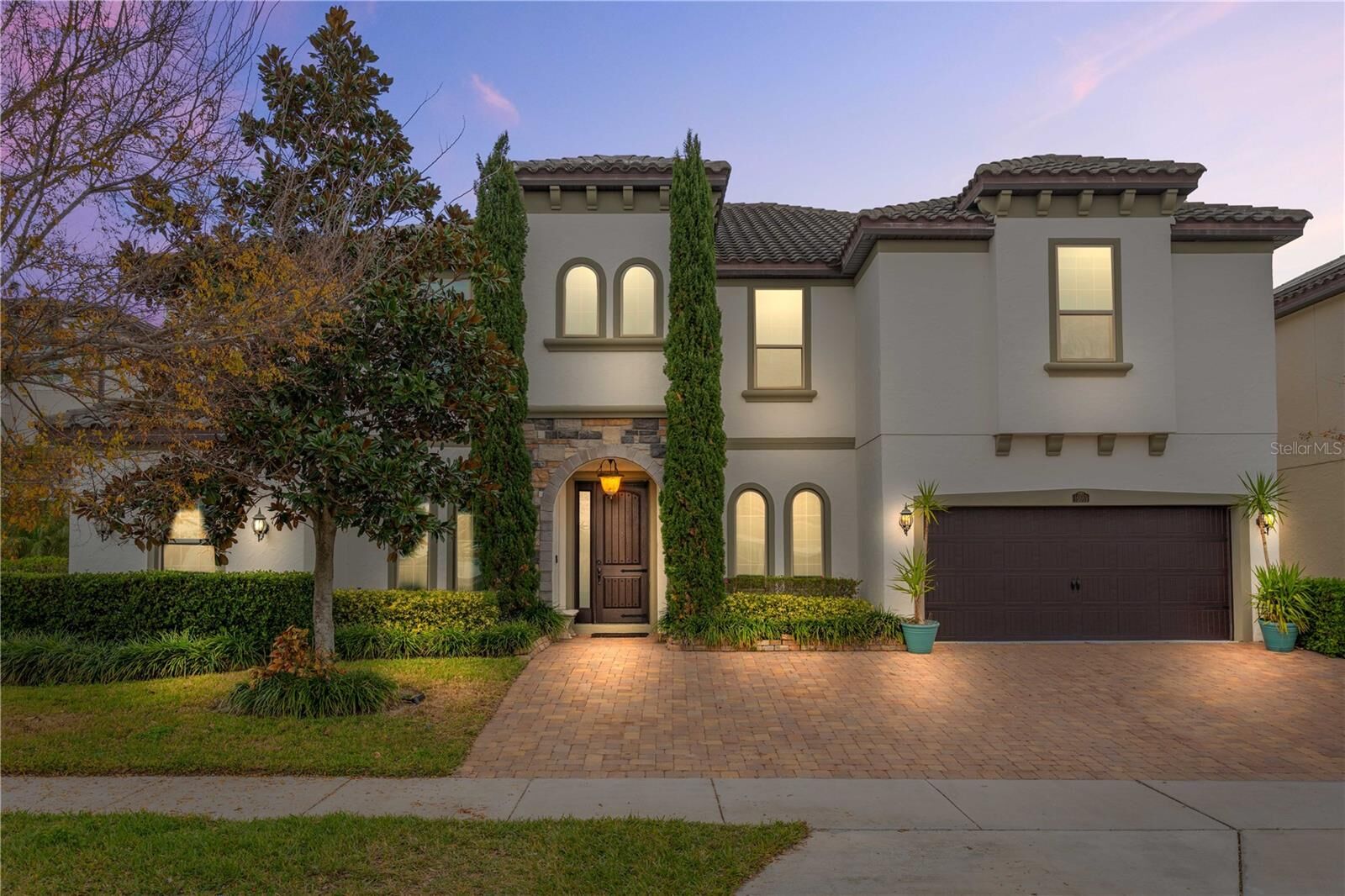Property Photo:  16669 Varone Cove Court  FL 34787 