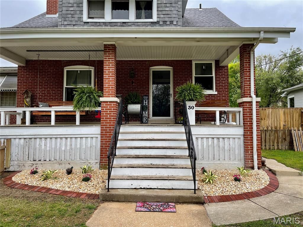 Property Photo:  30 Grand Avenue  IL 62220 